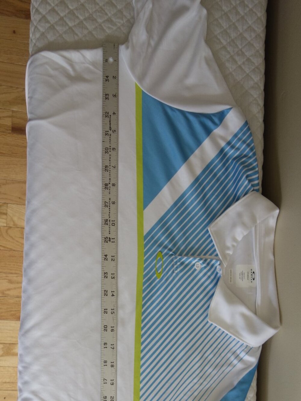 NWT $50 OAKLEY White Polo Hydrolix Shirt w/ Blue Green Stripes – Mens XL - Picture 4 of 7